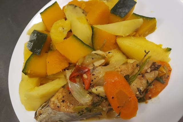 King Fish - Brown Stew.